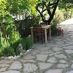 Hoppala Bed & Breakfast 3*